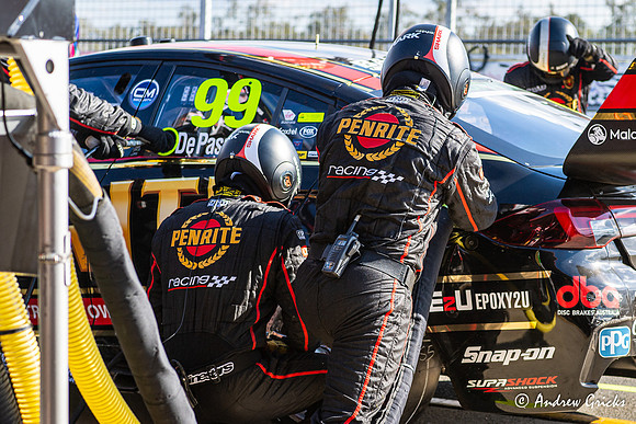 2019 Refueling Anton De Pasquale's car