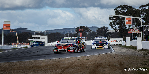 2019 David Reynolds leads Jamie Whincup