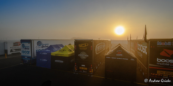 2018 Morning fog delays practice