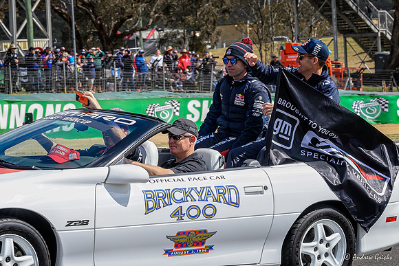 2024. Broc Feney & Jamie Whincup in the driver's parade